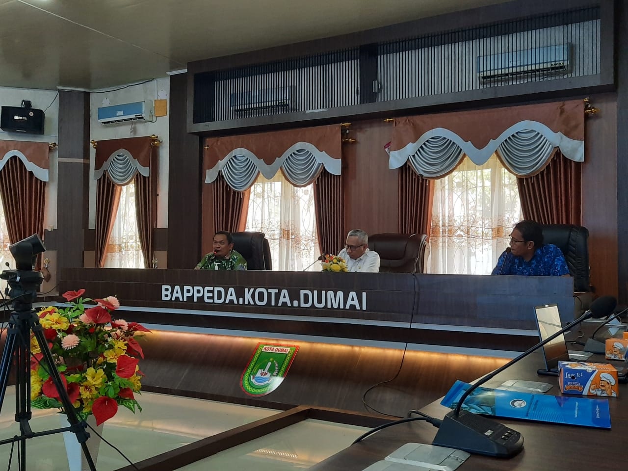 Menghadiri rapat entry meeting evaluasi perencanaan & penganggaran pada pemerintah Kota Dumai Tahun 2024